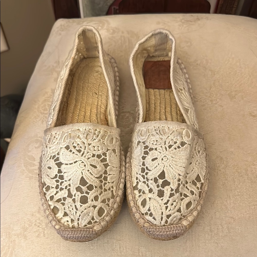 Tory Burch Abbe off-white lace flat espadrilles